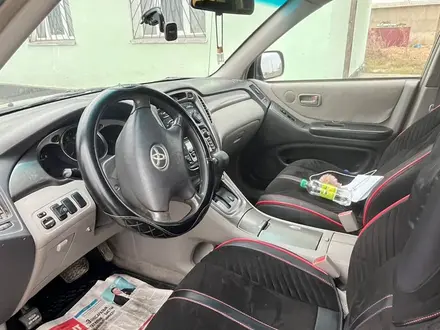 Toyota Highlander 2003 года за 6 500 000 тг. в Жетысай – фото 5