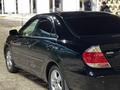 Toyota Camry 2005 годаүшін6 000 000 тг. в Актобе – фото 2