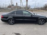 Mercedes-Benz E 240 2002 года за 5 000 000 тг. в Экибастуз – фото 4