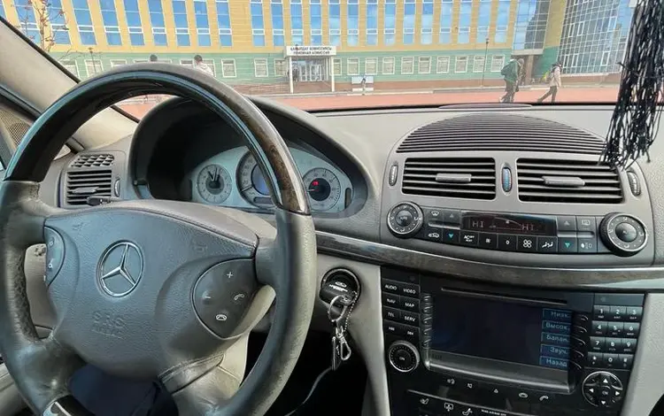 Mercedes-Benz E 500 2004 годаүшін4 400 000 тг. в Астана
