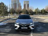 Toyota Camry 2019 годаүшін13 500 000 тг. в Шымкент