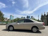 Toyota Camry 2003 года за 4 800 000 тг. в Курчатов – фото 2