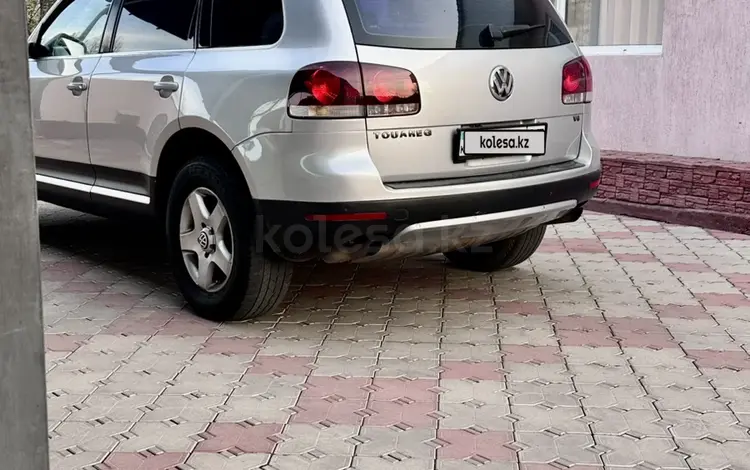 Volkswagen Touareg 2007 года за 5 300 000 тг. в Алматы