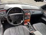 Mercedes-Benz E 230 1996 года за 2 100 000 тг. в Павлодар – фото 3