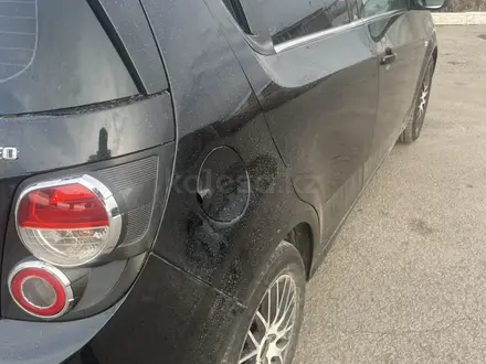 Chevrolet Aveo 2014 года за 3 100 000 тг. в Караганда – фото 6