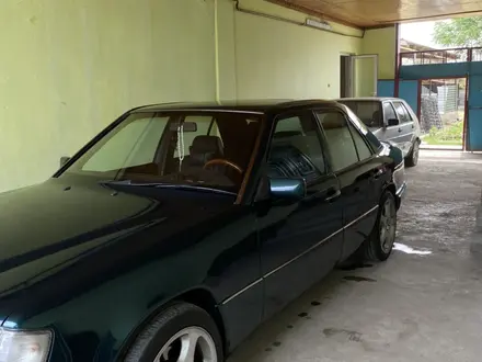 Mercedes-Benz E 280 1995 года за 3 600 000 тг. в Шымкент – фото 3