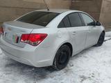 Chevrolet Cruze 2012 годаfor4 000 000 тг. в Астана – фото 2