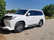 Lexus LX, 2012