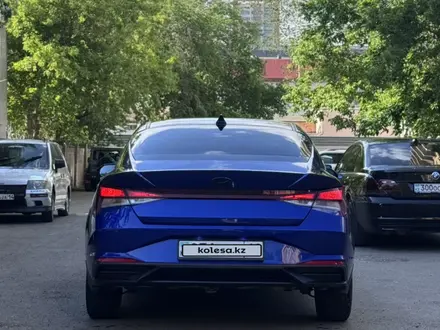 Hyundai Elantra 2021 года за 7 890 000 тг. в Астана – фото 5