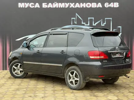 Toyota Avensis Verso 2003 года за 4 650 000 тг. в Атырау – фото 12