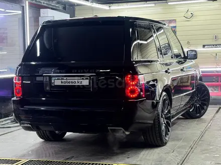 Land Rover Range Rover 2011 года за 16 000 000 тг. в Алматы – фото 19