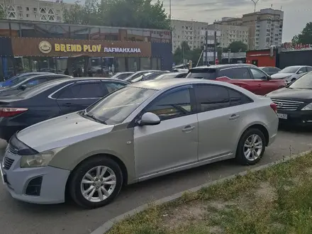 Chevrolet Cruze 2013 года за 3 000 000 тг. в Алматы – фото 2