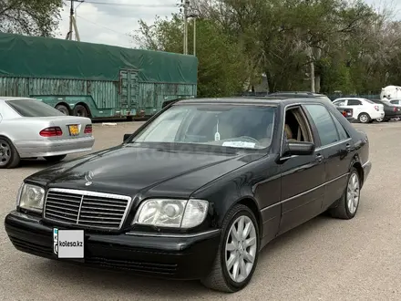 Mercedes-Benz S 320 1998 года за 2 500 000 тг. в Алматы