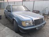 Mercedes-Benz E 230 1990 года за 1 200 000 тг. в Алматы