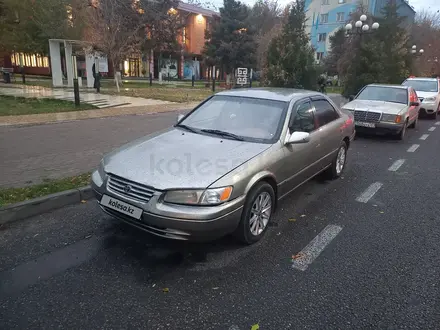 Toyota Camry 1998 года за 3 100 000 тг. в Шымкент – фото 15