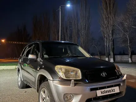 Toyota RAV4 2004 года за 5 200 000 тг. в Алматы – фото 2