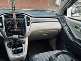 Toyota Highlander 2001 года за 7 200 000 тг. в Алматы – фото 4