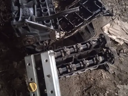 Двигатель опель X18XE за 1 100 тг. в Караганда – фото 2