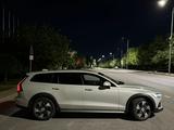 Volvo V60 2021 года за 21 500 000 тг. в Алматы – фото 5