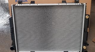 Радиатор на Мерседес S140 за 58 000 тг. в Алматы