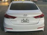 Hyundai Elantra 2017 года за 4 200 000 тг. в Актау – фото 2