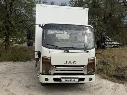 JAC  N56 2024 года за 14 200 000 тг. в Алматы – фото 2