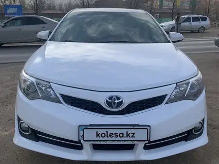 Toyota Camry 2012 года за 8 900 000 тг. в Жанаозен