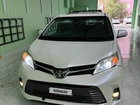 Toyota Sienna 2015 годаfor13 000 000 тг. в Кызылорда