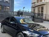 Hyundai Elantra 2018 года за 8 800 000 тг. в Астана – фото 2