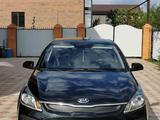 Kia Rio 2019 года за 4 700 000 тг. в Уральск – фото 2