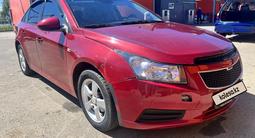 Chevrolet Cruze 2011 года за 2 450 000 тг. в Уральск – фото 2