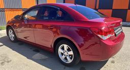 Chevrolet Cruze 2011 года за 2 450 000 тг. в Уральск – фото 4