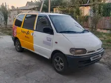 Nissan Serena, 1994