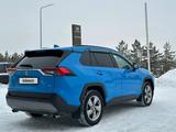 Toyota RAV4 2020 года за 13 990 000 тг. в Усть-Каменогорск – фото 3