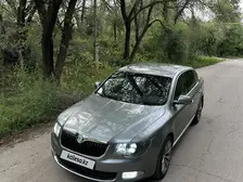 Skoda Superb, 2011
