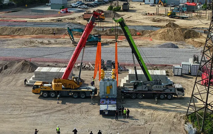 Автокран 80 тонн в Алматы