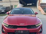 Kia K5 2022 года за 9 300 000 тг. в Костанай – фото 2