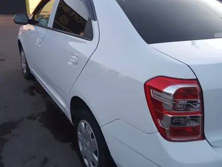 Chevrolet Cobalt 2022 года за 4 200 000 тг. в Караганда – фото 2