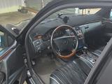 Mercedes-Benz E 280 1997 годаfor2 500 000 тг. в Караганда – фото 4