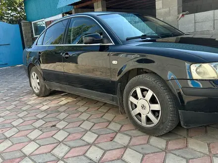 Volkswagen Passat 2004 года за 2 600 000 тг. в Алматы – фото 13