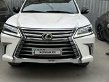 Lexus LX 570 2016 годаүшін38 500 000 тг. в Актау – фото 2