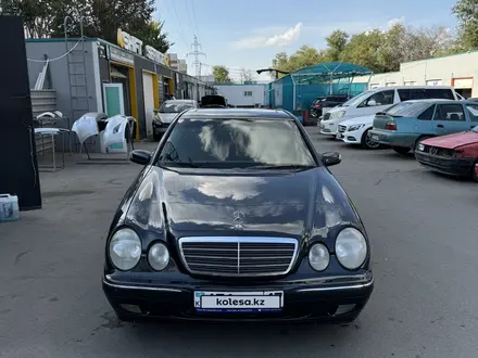 Mercedes-Benz E 240 2000 года за 3 500 000 тг. в Шымкент – фото 3