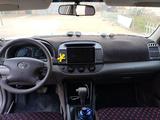 Toyota Camry 2002 годаүшін4 200 000 тг. в Жанаозен – фото 5