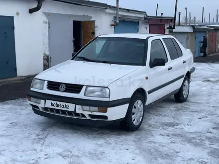 Volkswagen Vento 1994 года за 1 350 000 тг. в Караганда – фото 2