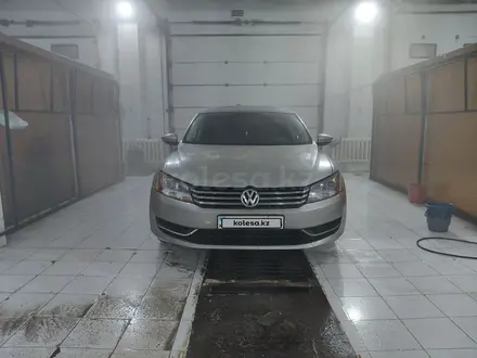 Volkswagen Passat 2012 года за 5 300 000 тг. в Атырау – фото 7