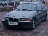 BMW 320 1993 года за 1 300 000 тг. в Караганда