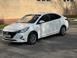 Hyundai Accent 2020 года за 4 700 000 тг. в Кокшетау – фото 2