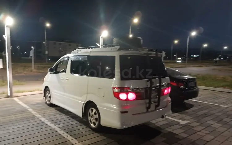 Toyota Alphard 2004 годаүшін7 500 000 тг. в Усть-Каменогорск