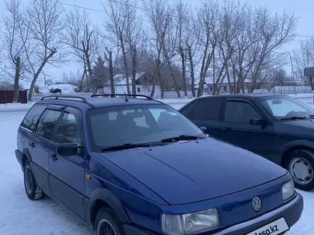 Volkswagen Passat 1992 года за 1 950 000 тг. в Караганда – фото 2