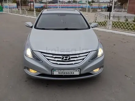 Hyundai Sonata 2010 года за 4 500 000 тг. в Шиели – фото 2